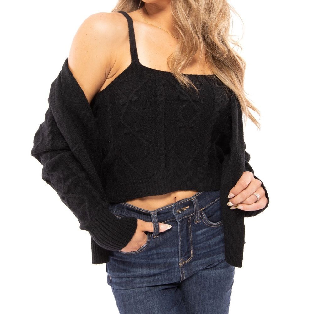 Arula Black Square Collar Knitwear Swester Crop Top Cami